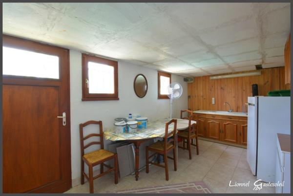 Maison de plain pied avec Piscine et beau point de vue sur la commune de Port Sainte Foy et Ponchapt