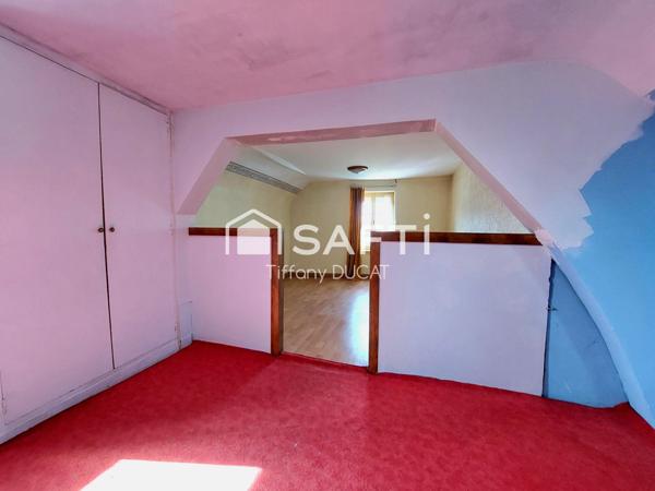 Maison de ville avec cour idéale investisseur à rénover