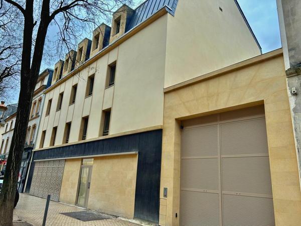 BUREAUX à LOUER de 158 m²