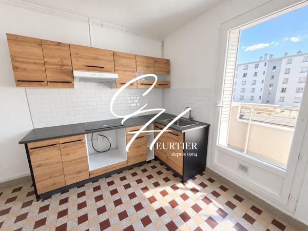 GRENOBLE - APPARTEMENT T2 - TRAVERSANT