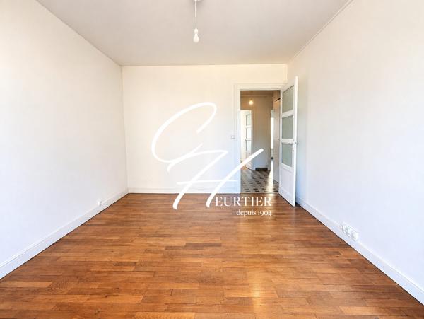 GRENOBLE - APPARTEMENT T2 - TRAVERSANT