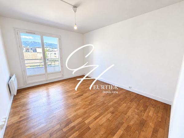 GRENOBLE - APPARTEMENT T2 - TRAVERSANT