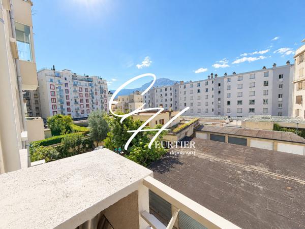 GRENOBLE - APPARTEMENT T2 - TRAVERSANT