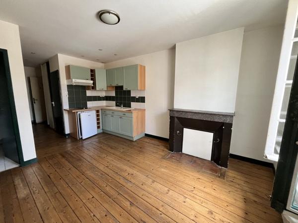 Appartement à vendre 58 300 € Saint-Denis-de-Pile 2 p 35 m² DPE D