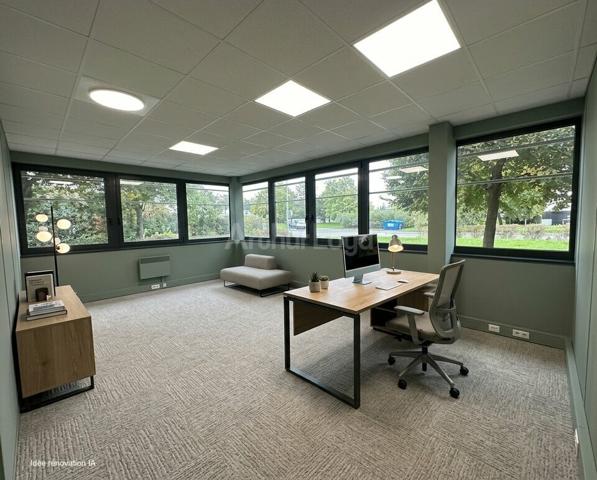 BUREAUX à LOUER de 314 m²