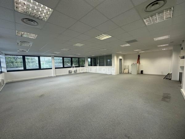 BUREAUX à LOUER de 314 m²