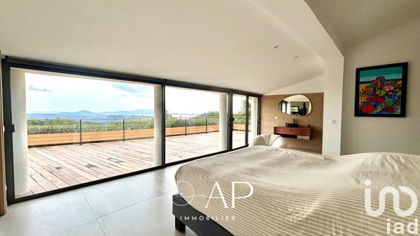 Maison à vendre 5 pièces 182 m² Bandol