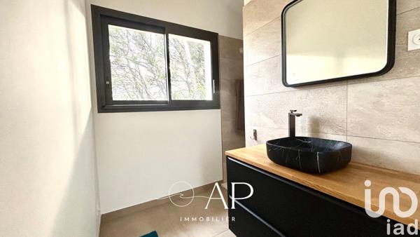 Maison à vendre 5 pièces 182 m² Bandol