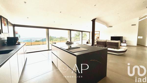 Maison à vendre 5 pièces 182 m² Bandol