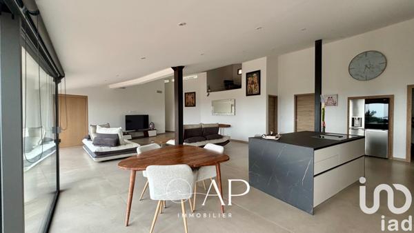 Maison à vendre 5 pièces 182 m² Bandol