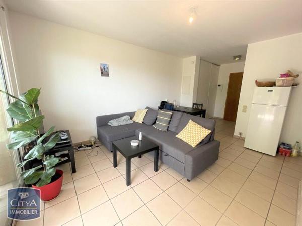 Appartement à louer 2 pièces 42.67m² Les Angles (30133)