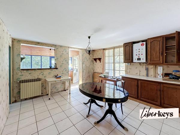 Maison et dépendance