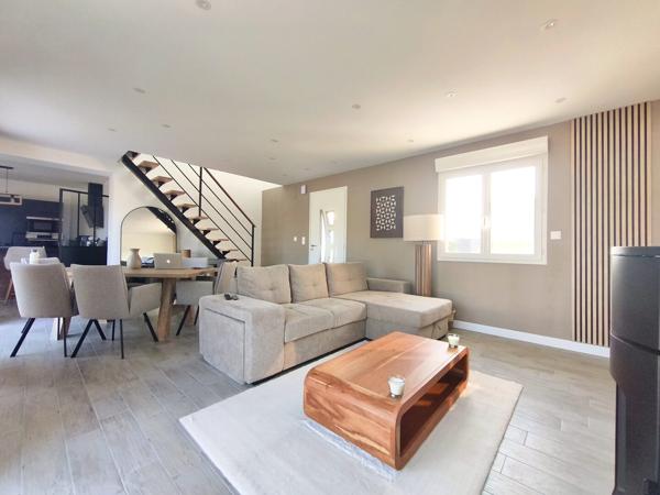vie de plain-pied, garage et jardin 399 000 € H.A.I.*
