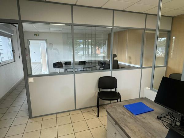 METROPOLE NORD BUREAUX A LOUER 150 M² PARKINGS PMR