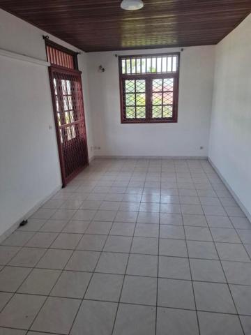 A LOUER - Bureaux 150 m2 - ZAC HIBISCUS CAYENNE