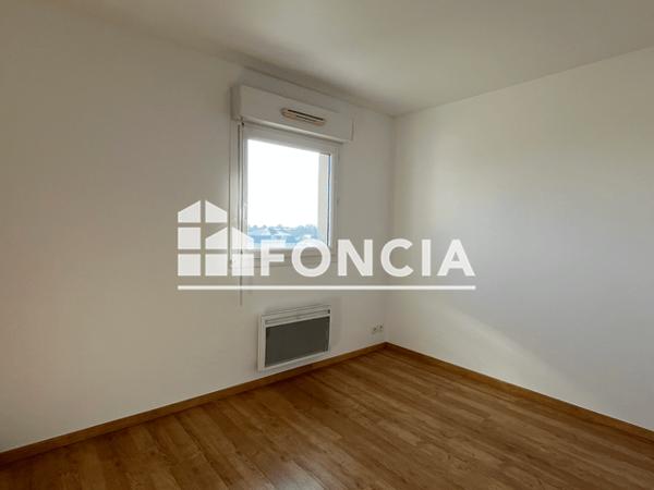 Location Appartement 3 pièces 67.61 m² - 6-10 RUE DU CHEMIN DES POISSONNI Caen 14000
