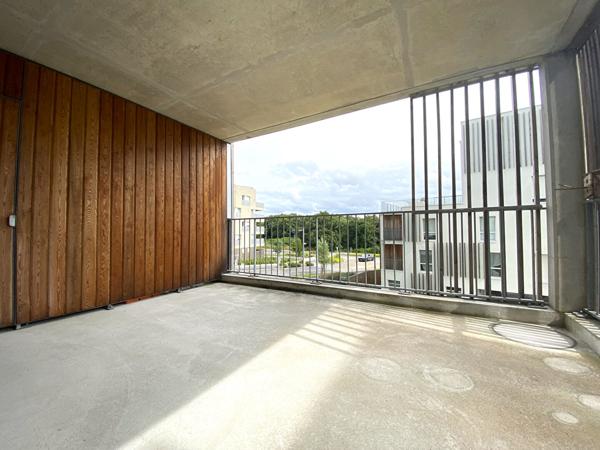 Appartement à louer Reze : 4 pièces, 84m² avec 3 chambre(s) à 1 148€ - AJP Immobilier Nantes Jouzel