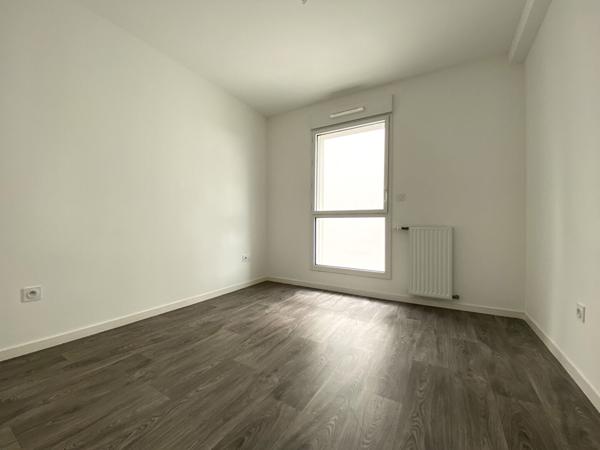 Appartement à louer Reze : 4 pièces, 84m² avec 3 chambre(s) à 1 148€ - AJP Immobilier Nantes Jouzel