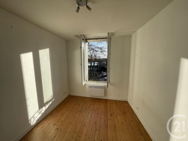 Appartement F2 à vendre  2 pièces - 32,27 m2 FOLLAINVILLE DENNEMONT - 78