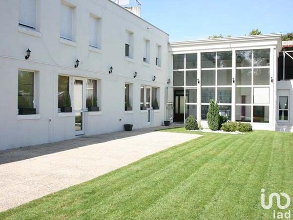 Murs commerciaux  à vendre 977 m² Marolles-en-Brie