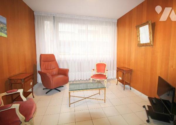 A 2 PAS DU RER PORT ROYAL ET DU METRO RASPAIL