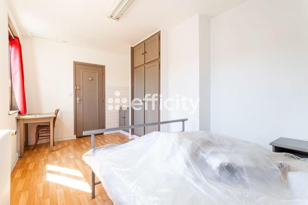 Maison 17 pièces - 331 m²