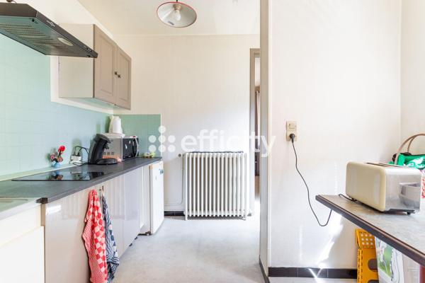 Maison 17 pièces - 331 m²