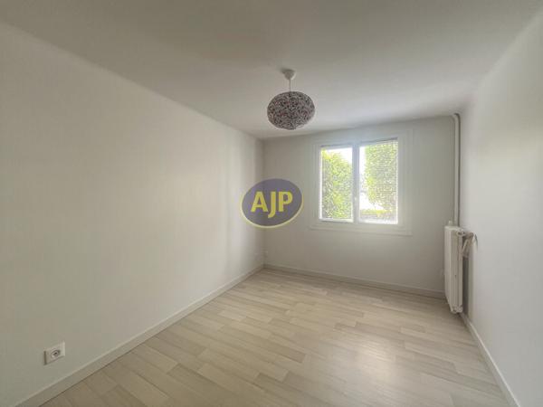 Appartement à louer Nantes : 3 pièces, 67m² avec 2 chambre(s) à 899€ - AJP Immobilier Nantes Jouzel