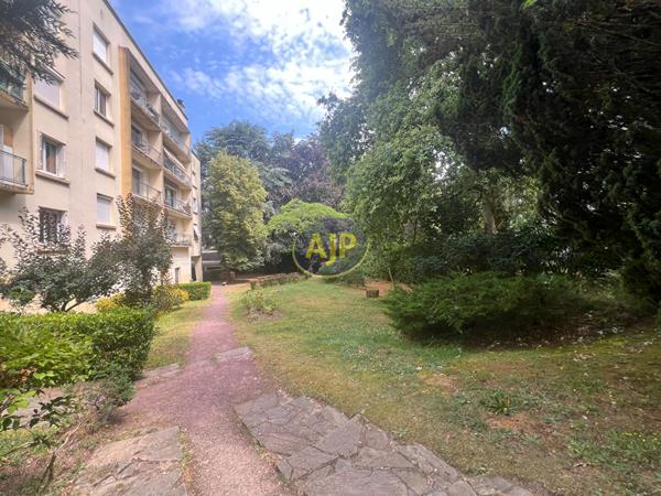 Appartement à louer Nantes : 3 pièces, 67m² avec 2 chambre(s) à 899€ - AJP Immobilier Nantes Jouzel