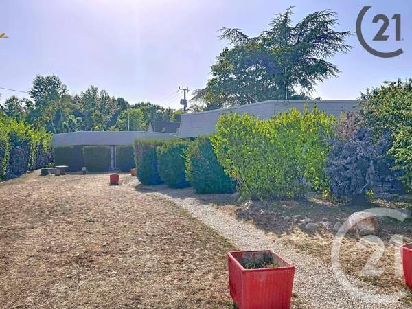 à vendre  306 m2 ESCOLIVES STE CAMILLE - 89