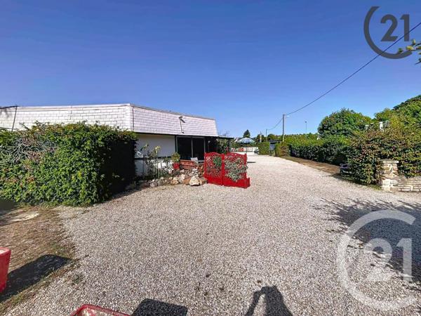 à vendre  306 m2 ESCOLIVES STE CAMILLE - 89