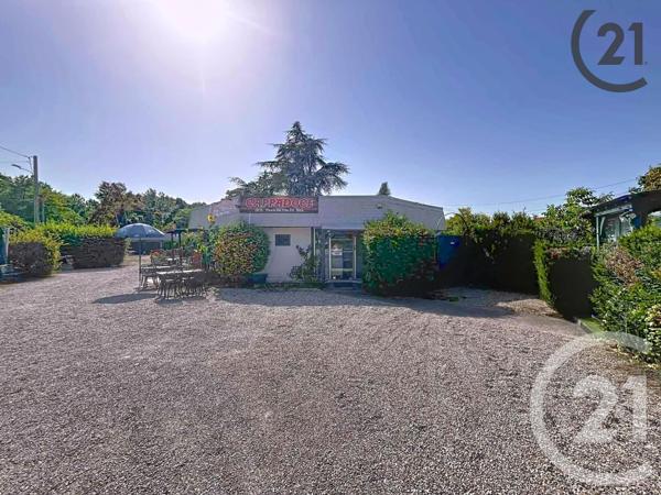 à vendre  306 m2 ESCOLIVES STE CAMILLE - 89