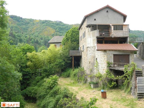 Maison d'habitation 165m² et terrains