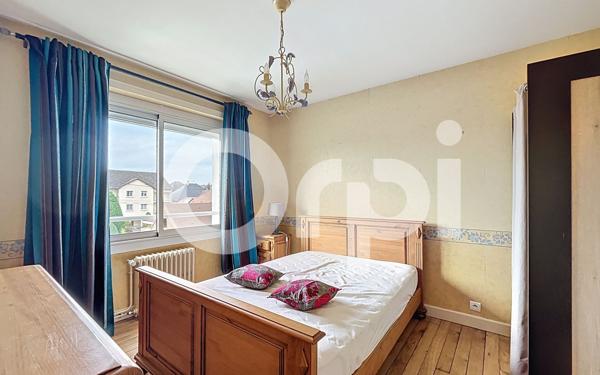 Maison à vendre    6 pièces •  Brive-la-Gaillarde