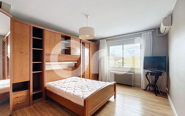 Maison à vendre    6 pièces •  Brive-la-Gaillarde