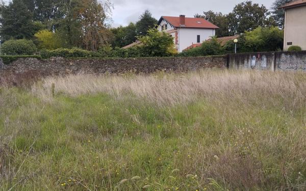 Terrain à vendre    Mont-de-Marsan