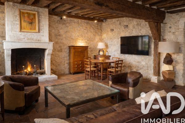 Maison à vendre 6 pièces 181 m² Orléans