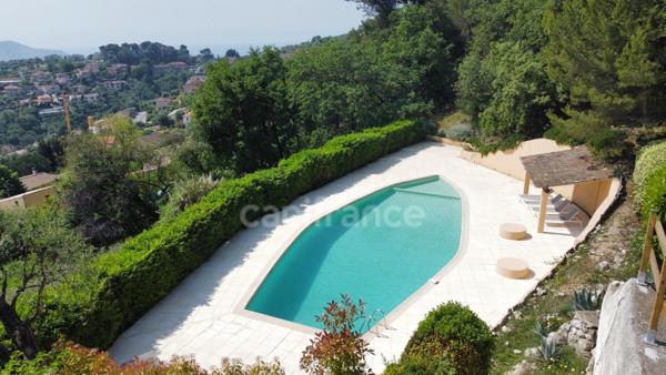 Appartement 3 pièces prestigieux à vendre FALICON (06)