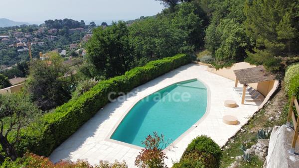 Appartement 3 pièces prestigieux à vendre FALICON (06)