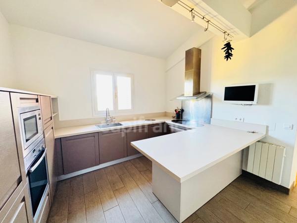 Appartement 3 pièces prestigieux à vendre FALICON (06)