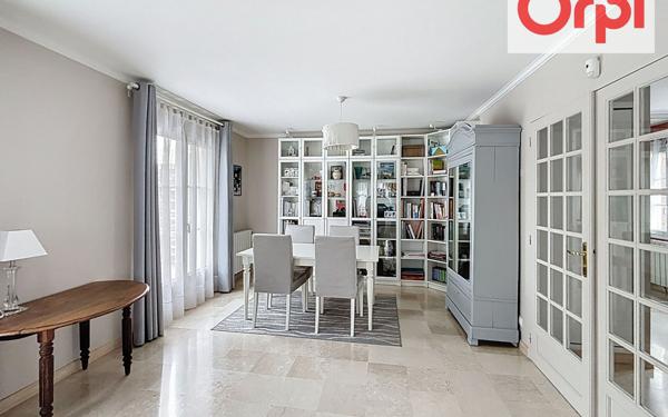 Maison à vendre    5 pièces • 98 m2 Choisy-le-Roi