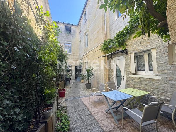 Immeuble en centre-ville 280m² : 9 logements - Garage - dépendances