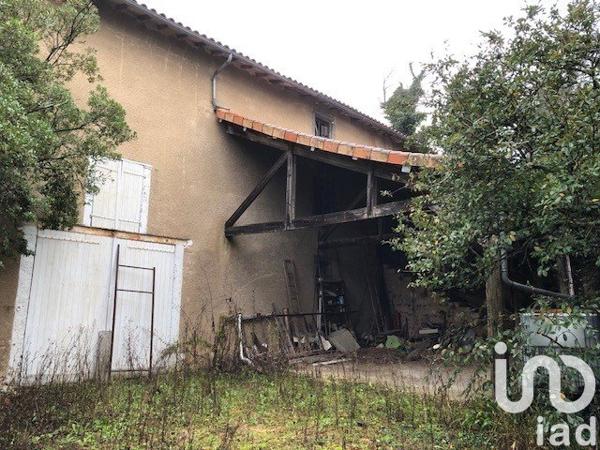 Demeure 12 pièces de 304 m² à CÔTEAUX DU BLANZACAIS (16250)