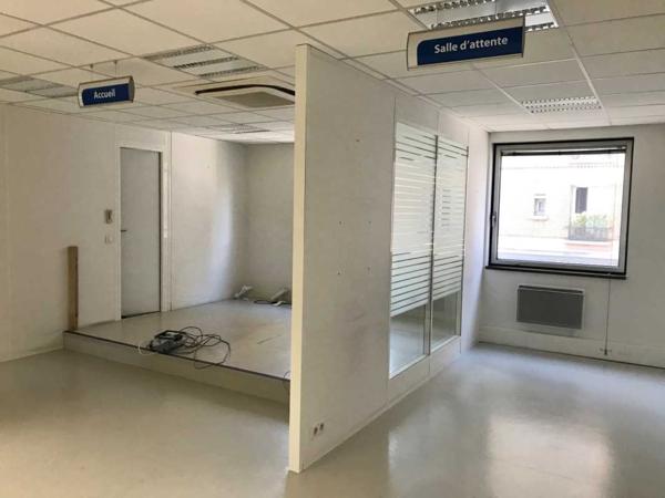Bureaux à louer à Boulogne-Billancourt dans immeuble récent avec accès sécurisé