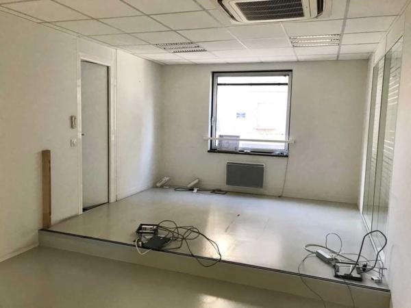 Bureaux à louer à Boulogne-Billancourt dans immeuble récent avec accès sécurisé