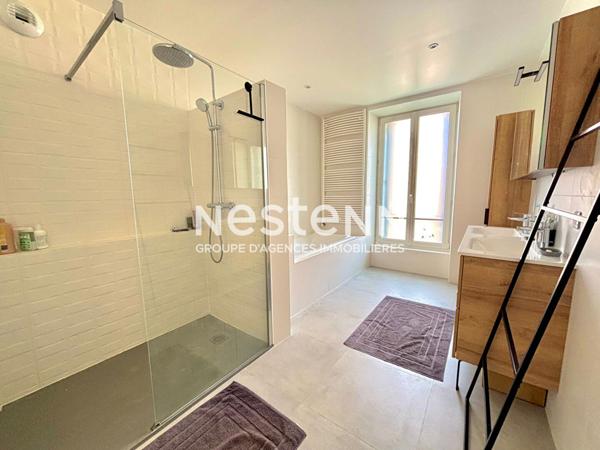 Nestenn Igny Maison familiale en pierre meulière 1892 à Igny centre, entièrement rénovée, 5 chambres, studio indépendant, jardin arboré, charme de l'ancien et prestations haut de gamme, aucun travaux, chauffage au sol, sous-sol, buanderie, bureau, proch