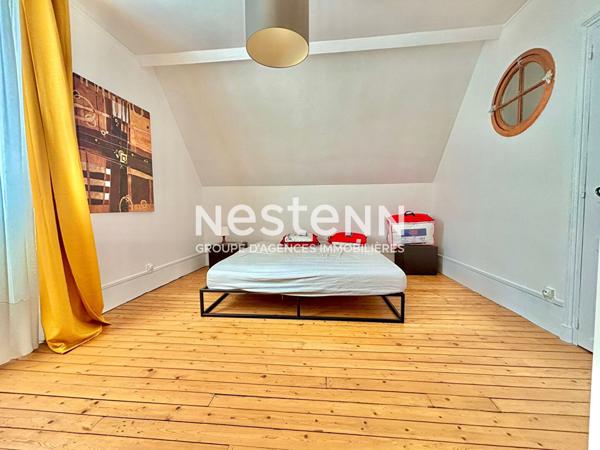 Nestenn Igny Maison familiale en pierre meulière 1892 à Igny centre, entièrement rénovée, 5 chambres, studio indépendant, jardin arboré, charme de l'ancien et prestations haut de gamme, aucun travaux, chauffage au sol, sous-sol, buanderie, bureau, proch