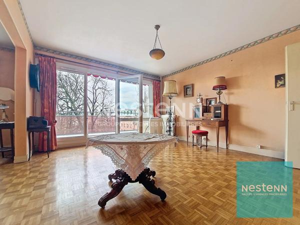 Appartement lumineux disposant de beaux volumes au coeur de Montereau-fault-yonne