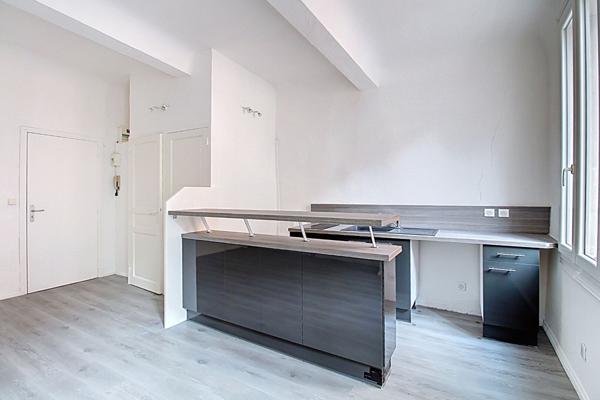 EXCLUSIVITE DRAGUIGNAN Appartement Studio CENTRE-VILLE
