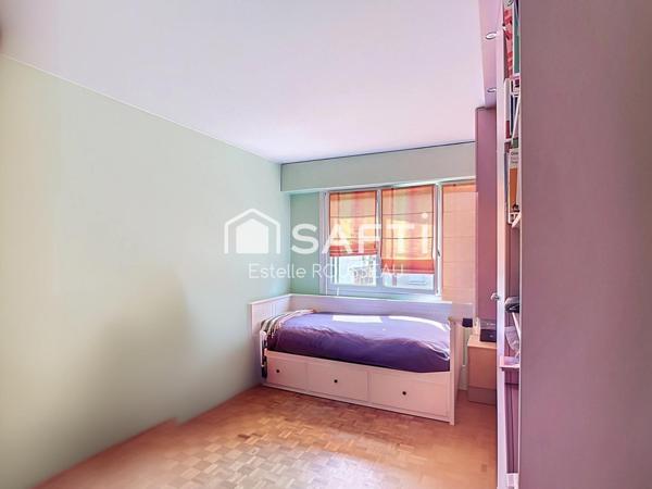 Appartement T3 de 75m² à 7 mn RER /3 mn commerces